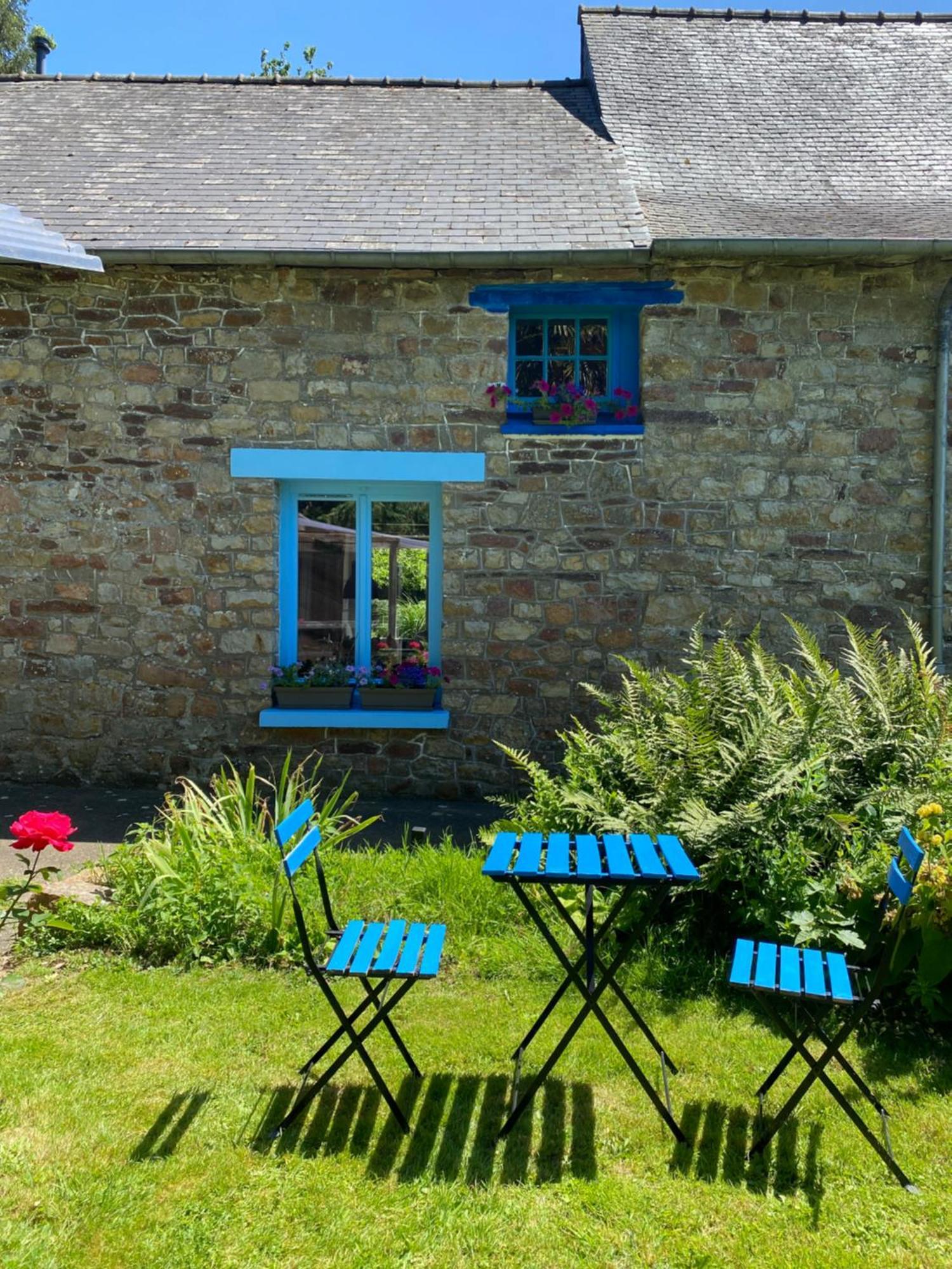 L'Hotie De Broceliande, Au Coeur Des Sites Naturels Et Legendaires Paimpont Exterior foto