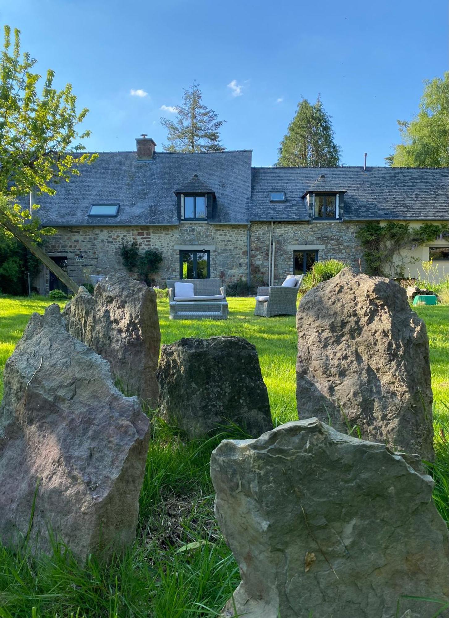L'Hotie De Broceliande, Au Coeur Des Sites Naturels Et Legendaires Paimpont Exterior foto